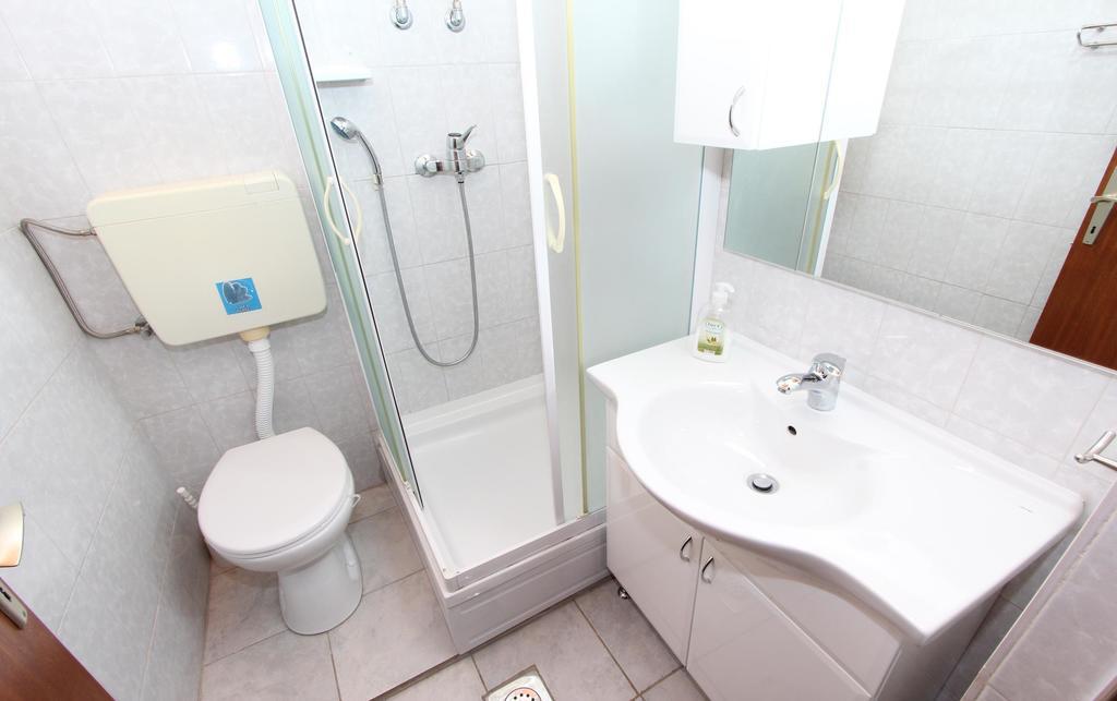 Guest House Aurora Rovinj Exterior photo