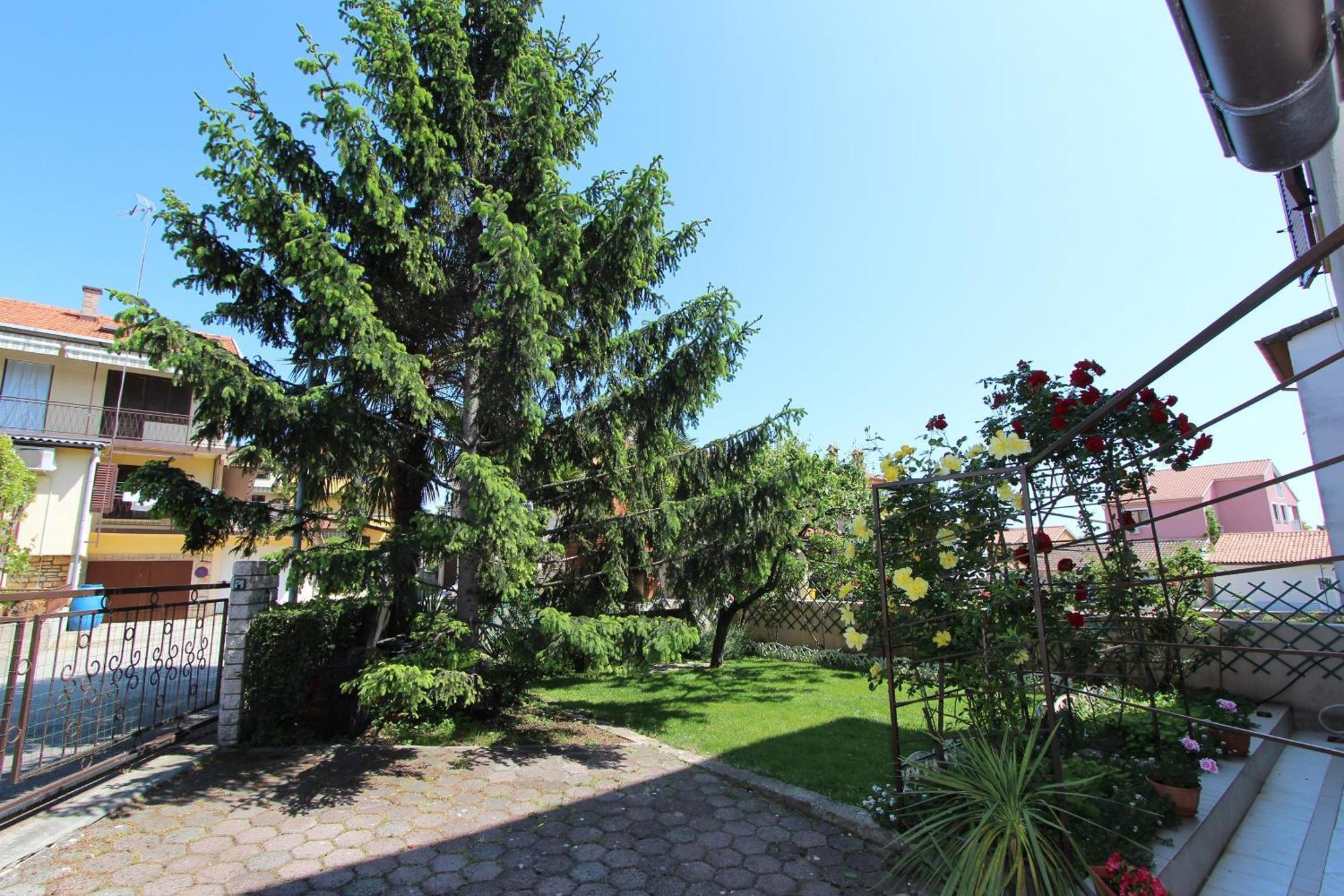 Guest House Aurora Rovinj Exterior photo