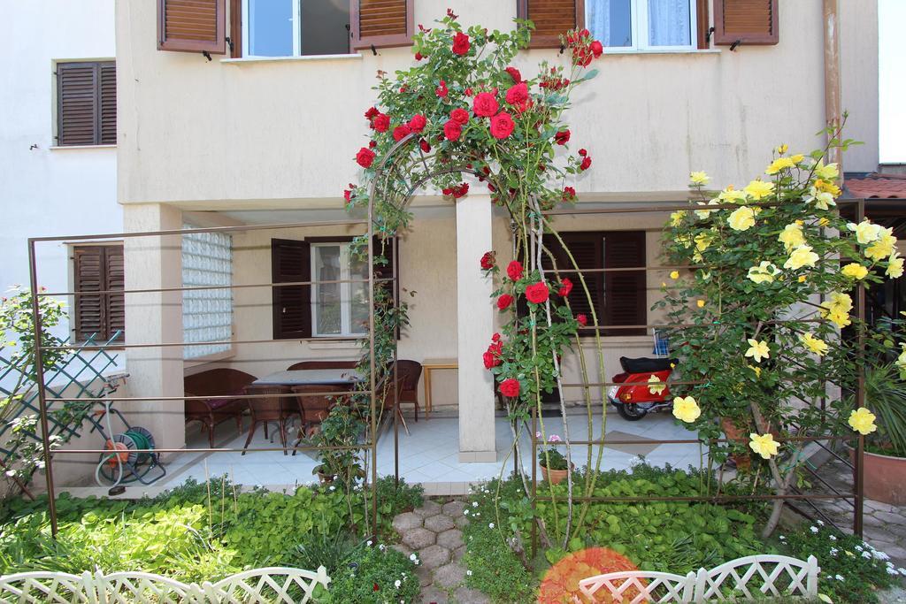 Guest House Aurora Rovinj Exterior photo