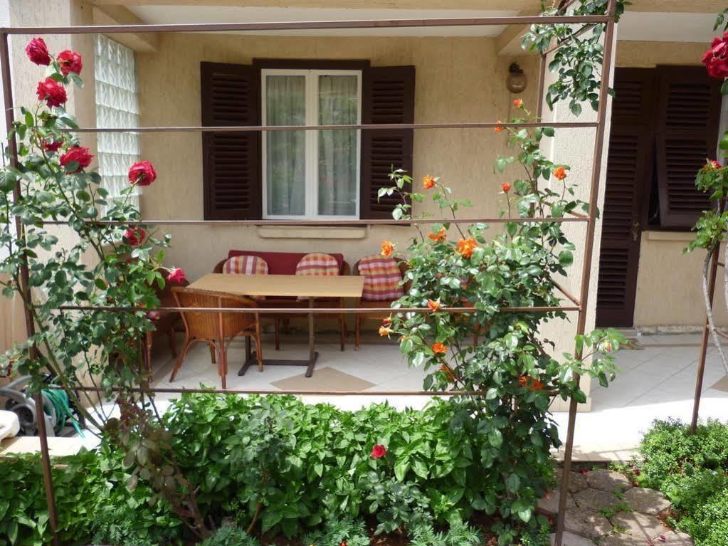 Guest House Aurora Rovinj Exterior photo